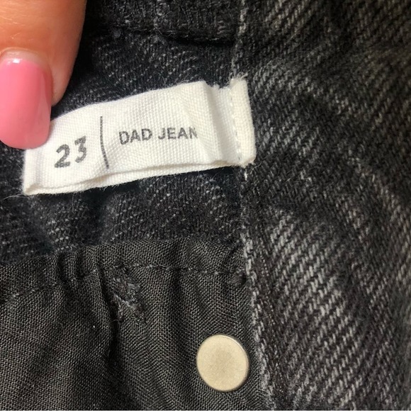 PACSUN Dad Jeans Women’s Size 23 Button Fly Black Acid Wash High Rise Boyfriend - Picture 2 of 12